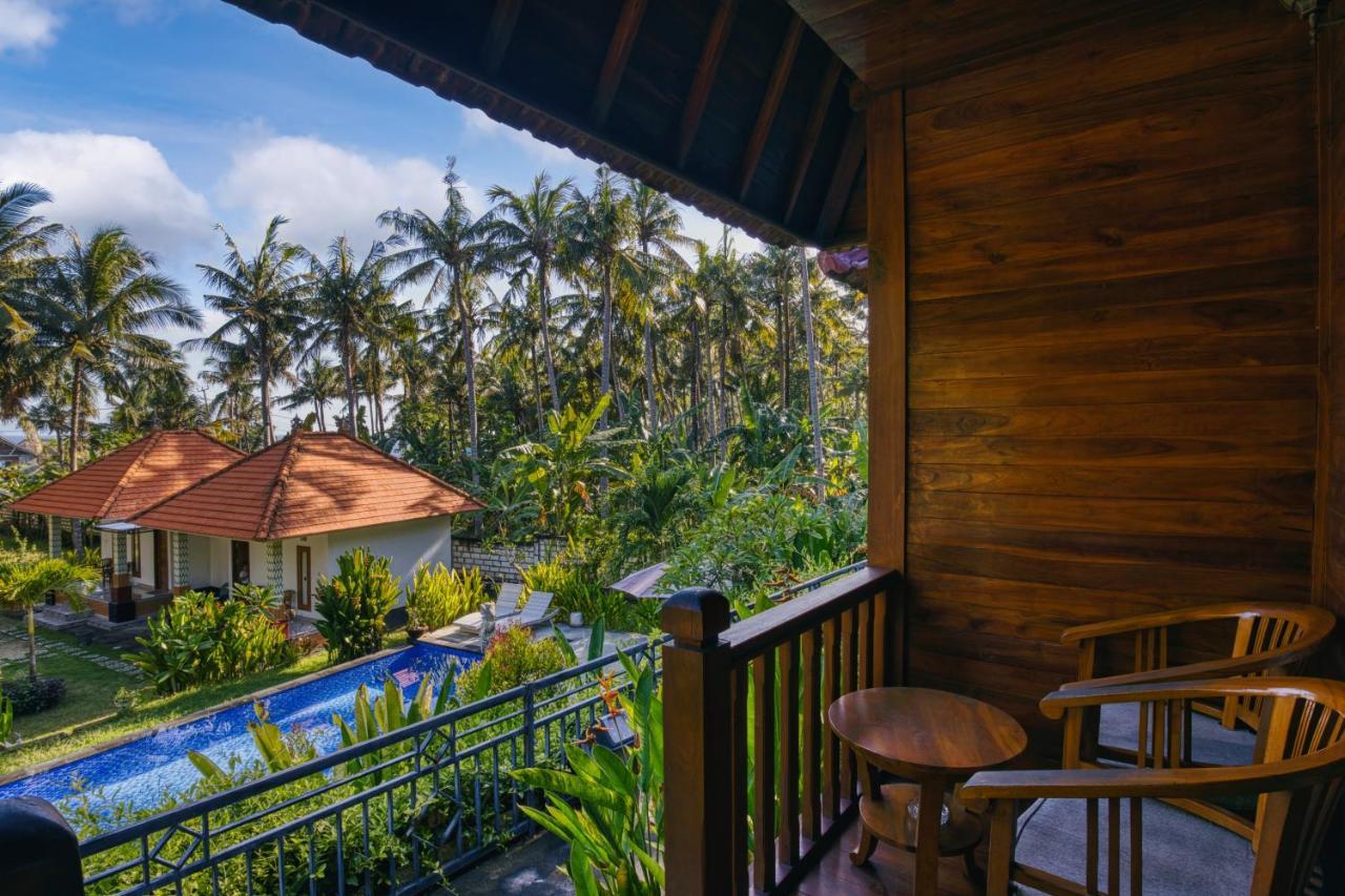 Coconut Hill Cottage Batununggul エクステリア 写真