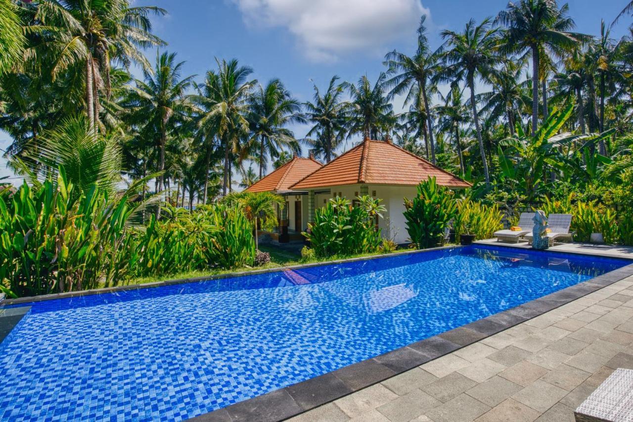 Coconut Hill Cottage Batununggul エクステリア 写真