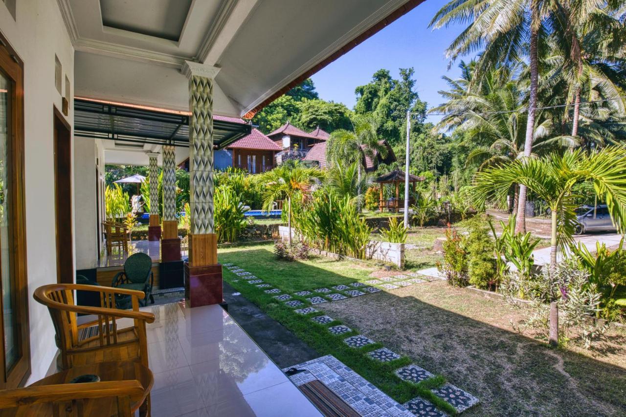 Coconut Hill Cottage Batununggul エクステリア 写真